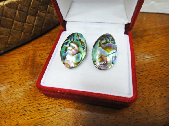 メール便可！ラッピング無料！HAGIWARA DESIGN『アバロン貝ピアスS』【楽ギフ_包装】