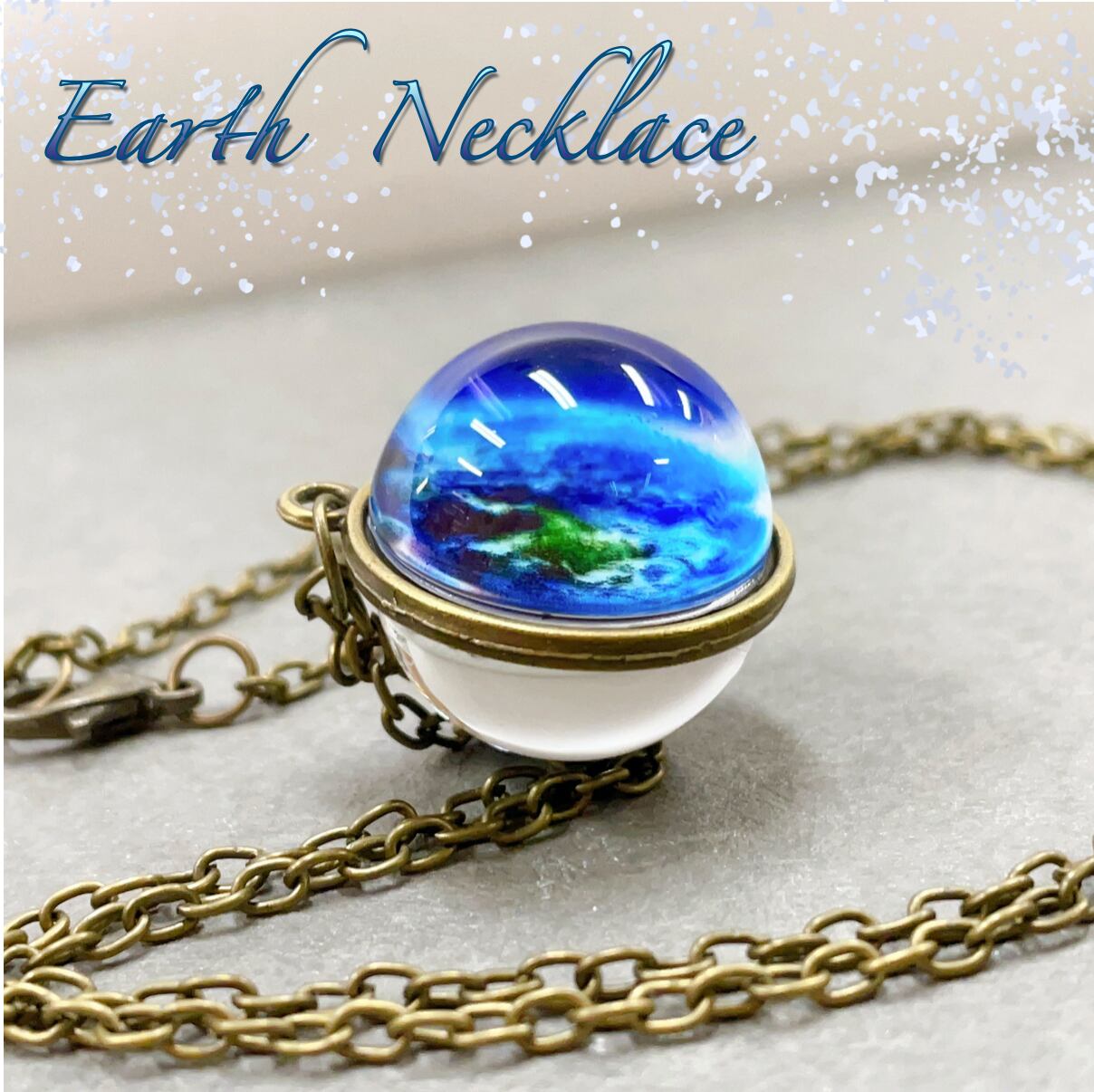 【地球 ガラス玉 ネックレス】銀河 宇宙 earth スピリチュアル 球体 ペンダント 空 雲 ブルー スカイ 透明 アンティーク ゴールド チェーン アクセサ...