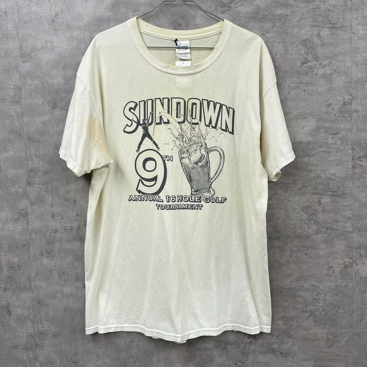 【中古】GILDAN ギルダン ホワイト Tシャツ 半袖 L メンズ コットン クルーネック ビッグプリント スポーツ ゴルフ トーナメント SUNDOWN RN93846 USA 海外輸入 古着 TK10548