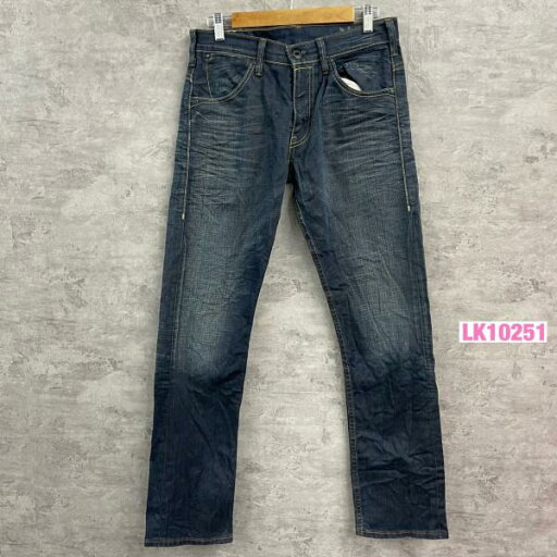 【中古】Levi's ブルー ジップフライ デニムジーンズパンツ W29L32 実寸W30in 赤タブ 00504-0131 USA 海外輸入 古着 LK10251 【中古】Levi's ブルー ジップフライ デニムジーンズパンツ W29L32 実寸W30in 赤タブ 00504-0131 USA 海外輸入 古着 LK10251
