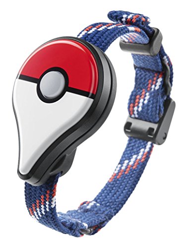 ◆商品名：Pokemon GO Plus (ポケモン GO Plus) スマートフォンとBluetooth (R) Low Energyで技術で接続され、スマートフォンの画面を見続けなくても『Pokémon GO』を遊ぶことができるデバイス。 周囲にポケモンがいる、ポケストップがある等の情報をランプと振動でお知らせ。 ボタンを押すことでポケモンの捕獲を試みたり、ポケストップで道具を入手したりできる。 スマートフォンをスリープしている状態など、『Pokémon GO』がバックグラウンドになっている状態でも使用可能。 【ご注意】ご購入前に、必ず対応環境/対応OSおよび動作保障機種をご確認ください。 ■ ご購入前に、必ず下記の「Pokémon GO Plus」の対応環境/対応OSをご確認ください。 ■ ご利用のスマートフォンが対応環境/対応OSを満たしている場合でも、すべての端末で動作保証をするものではなく、一部の端末に関しては、対応OSバージョン以上でも動作しない場合がございます。 ■ 商品概要 セット内容: Pokémon GO Plus本体、Pokémon GO Plus専用バンド、コイン形電池CR2032、取扱説明書 最大接続台数: 1台 本体サイズ: 縦46mm×横33mm×厚み17.5mm 本体重量: 約13g(電池含む) 電源: コイン形電池(CR2032) 電池持続時間: 約100日 (※アプリの使用状況や、周囲の温度などによって変わります。) ■ 対応環境/対応OS 【iOS】 対応OSバージョン：iOS 8 - 10 対応端末：iPhone（R） 5/5c/5s/SE/6/6s/6 Plus/6s Plus/7/7 Plus ※ iPod touch第5世代以前、iPhone4S以前の端末は非対応です。 ※ タブレット端末での動作は保証しておりません。 ※ すべての端末での動作を保証するわけではありません。 【Android】 対応OSバージョン：Android 4.4 - 6.0 対応端末：Android 4.4以上、Bluetooth（R） Smart（Bluetooth v4.0以上）に対応し、RAM2GB以上搭載の端末 ※ Intel製 Atomプロセッサ搭載端末は非対応です。 ※ タブレット端末での動作は保証しておりません。 ※ 一部端末に関しては対応OSバージョン以上でも動作しない場合がございます。 ※ 安定した通信環境でプレイしてください。 ※ GPS非搭載の端末や、Wi-Fi回線のみで接続している端末の動作は保証しておりません。 ※ 今後のアップデートに際し、対応環境や対応端末を変更させていただく場合がございます。 ※ 上記は、2016年9月時点の情報です。 ■ 動作確認機種 以下の端末で「Pokémon GO Plus」の動作確認を行っております。 ※ すべての端末での動作を保証するわけではありません。 ※ 2016年9月時点の情報です。今後のアップデート等により、変更する場合がございます。 【iPhone】 iPhone 5/5c/5s/SE/6/6s/6 Plus/6s Plus/7/7 Plus 【Android】 503HW/AQUOS CRYSTAL 2/AQUOS CRYSTAL X 402SH/AQUOS Xx2 mini/AQUOS Xx3 506SH/ARROWS Fit F-01H/ GALAXY A8 SCV32/GALAXY Active neo SC-01H/GALAXY Note Edge/GALAXY S5 SC-04F/GALAXY S5 SCL23/ HTC One M8/INFOBAR A03/Nexus 5/Nexus 5X/Nexus 6(XT1100)/Nexus 6P(JP)/Qua phone KYV37/TORQUE G02 KYV35/ Xperia Z1 f SO-02F/Xperia Z2 SO-03F/Xperia Z3 Compact SO-02G/Xperia Z3 SO-01G/Xperia Z5 Compact SO-02H ※ ニンテンドー3DSシリーズ本体や、Wii U/Wii本体では使用できません。 ※ Pokémon GO Plus単体では動作しません。 ※ ご使用には、スマートフォン（対応OS：Android/iOS）と対応アプリ『Pokémon GO』が必要です。 ※ Pokémon GO Plusを自動車や自転車の運転中に使用しないでください。 ※ 本商品には保証書はなく、故障時の修理保証も行っていないため、修理はできません。 The Google Maps Pin is a trademark of Google Inc. and the trade dress in the product design is a trademark of Google Inc. under license to The Pokémon Company. Android is a trademark of Google Inc. (c)2016 Pokémon (c)1995-2016 Nintendo/Creatures inc./GAME FREAK inc