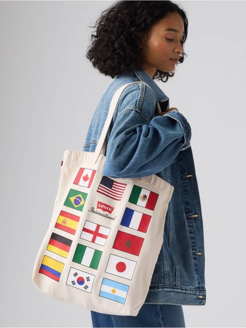 SOCCER COLLECTION LEVI'S INTERNATIONAL トートバッグ Levi's リーバイス バッグ その他のバッグ【送料無料】[Rakuten Fashion]