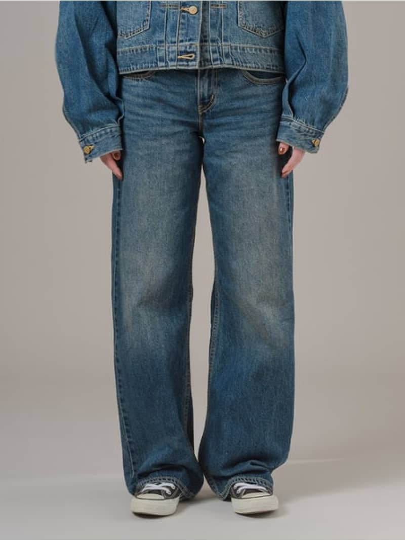 樂天商城 - 【SALE／30%OFF】SOFT GRUNGE LOW LOOSE Levi's リーバイス パンツ ジーンズ・デニムパンツ ブラック【RBA_E】【送料無料】[Rakuten Fashion]