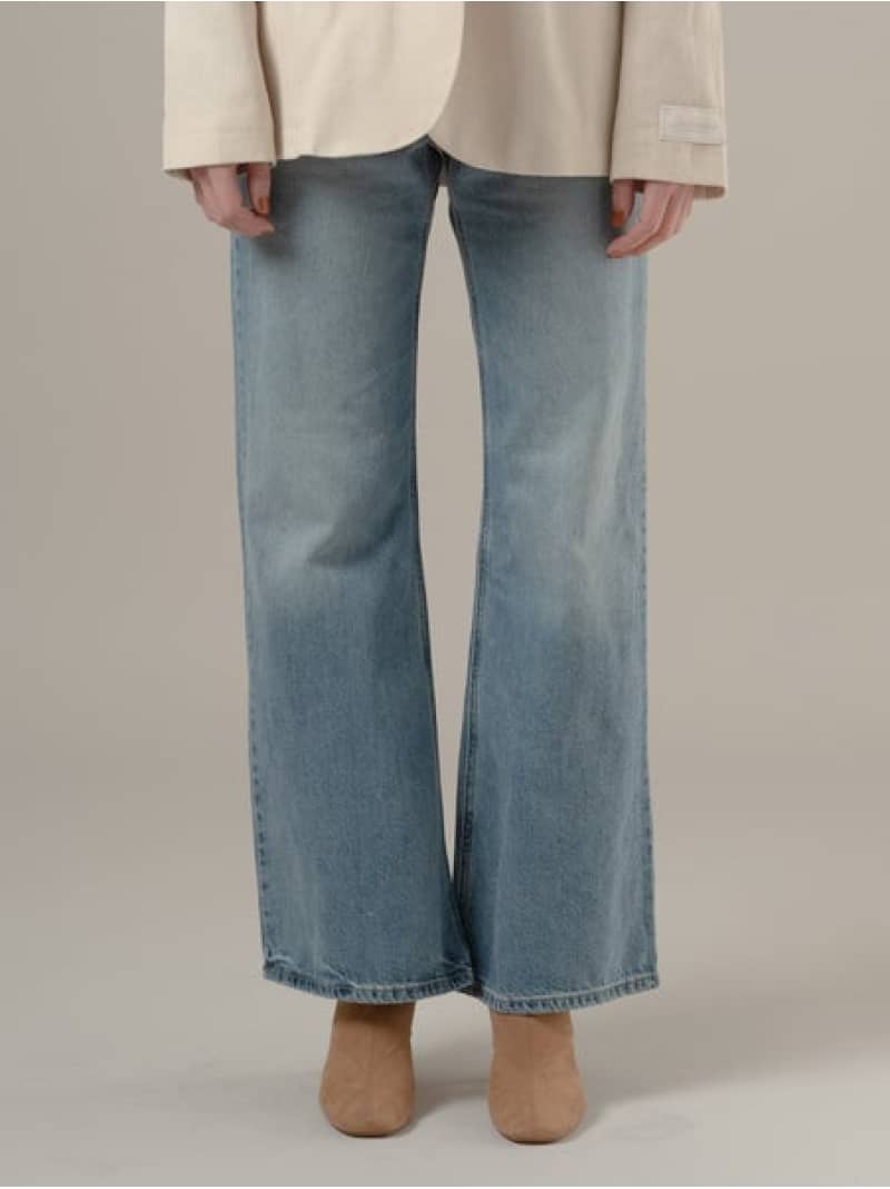 ROSE(ロゼ)着用 LOOSE BOOT ジーンズ ミディアムインディゴ Levi's リーバイス ジャケット・アウター その他のジャケット・アウター ネイビー【送料無料】[Rakuten Fashion]