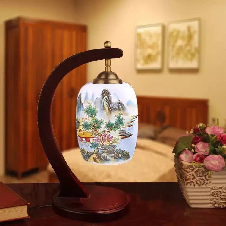 【商品仕様】■個口数：1 （～40Wまで対応）■E26白熱球、電球型蛍光灯、LED電球使用可能■使用電球：1個（※電球は付属しておりません）■商品外寸：幅約20×高さ約40 (cm)※サイズの誤差は多少発生します。ご了承下さい。★在庫は日々...