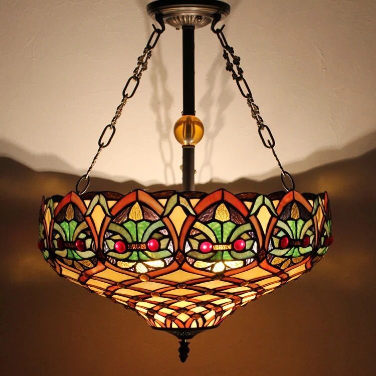ステンドグラス ペンダントライト 豪華天井照明ステンドグラスランプ ガラス工芸品 電源直結タイプ