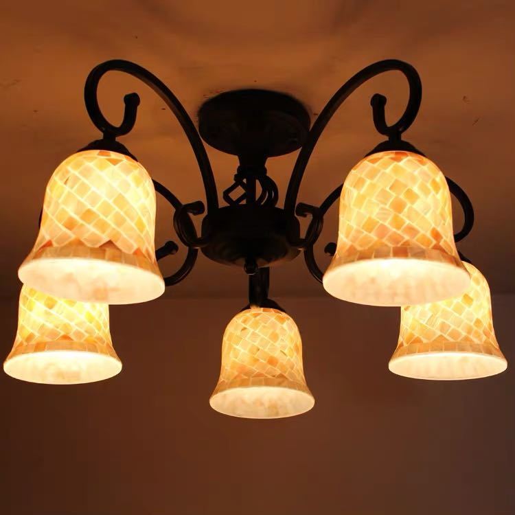 豪華天井照明ステンドグラスランプ ペンダントライト ガラス工芸品 ．ステンドグラス 電源直結タイプ