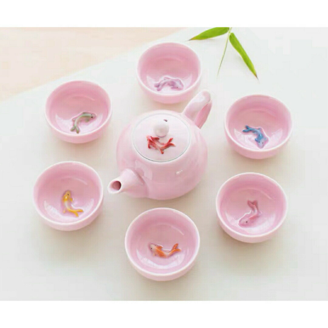 商品説明材質：陶器【茶器セット】茶壺x1 （200ml ）茶杯x6☆☆★★★★★★★★★★★★★☆☆◆お客様のご覧になっているモニター等により多少色が異なる場合がございます。あらかじめご了承ください。◆複数ご注文の場合やお急ぎの場合は必ず事...