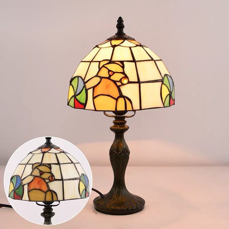 ステンドグラスランプ 卓上スタンド ．豪華テーブルランプ 卓上照明