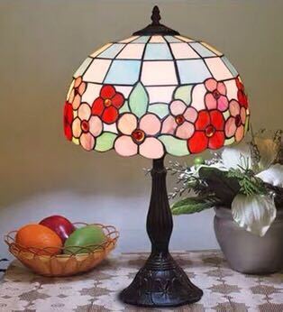 豪華ステンドグラス テーブルライト 卓上照明 ステンドランプ