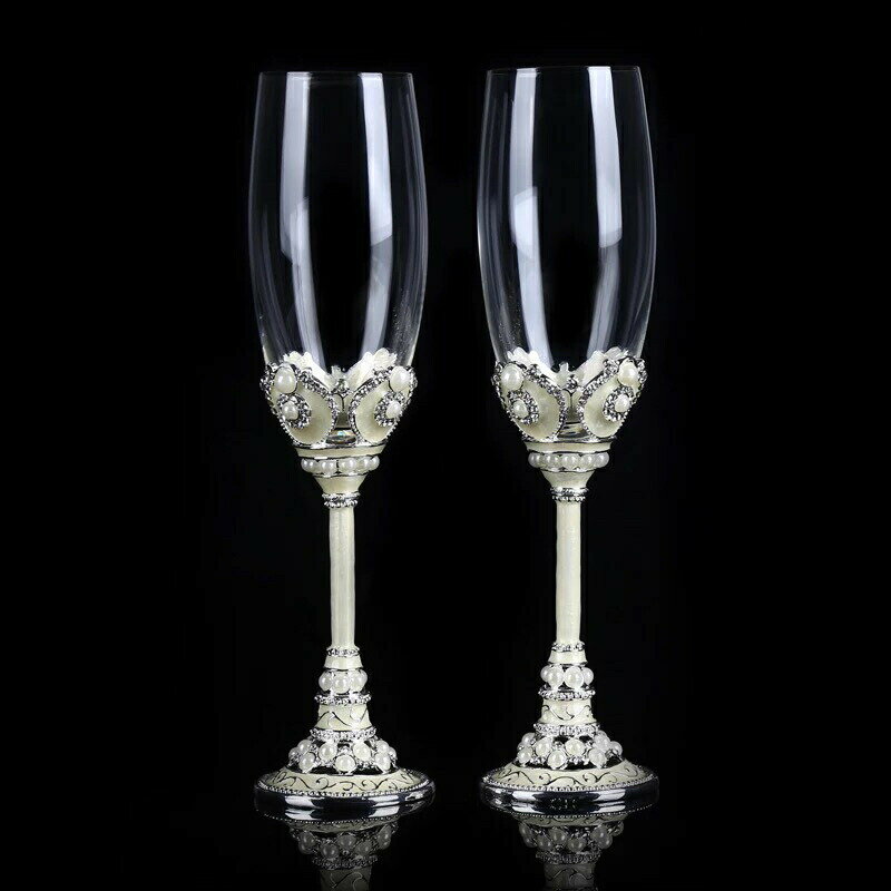 上品ワイングラス ペア★レア シャンパン ．グラス キラキラ