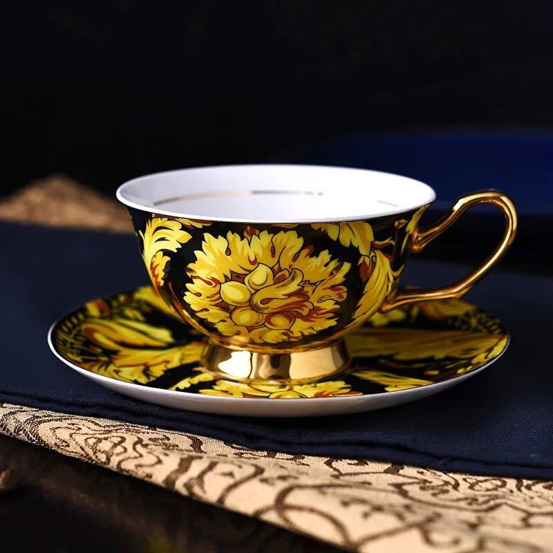 西洋ティー・コーヒーカップセット カップ＆ソーサー4客セット 豪華