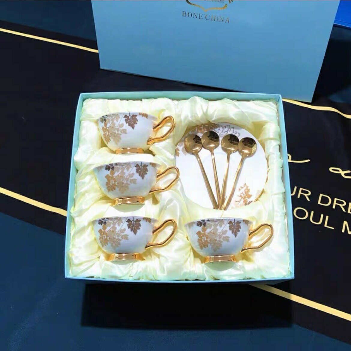 高級ティー・コーヒーカップセット カップ＆ソーサー4客セット 陶磁器ティーセット Sinessy 楽天市場店..