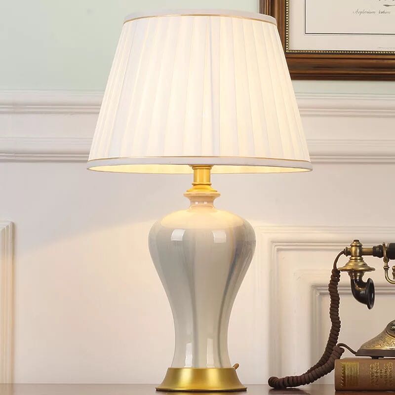 テーブルランプ デスクライト 卓上ステンド ．高級スタンド