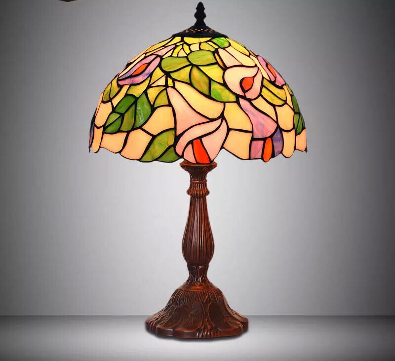 ステンドグラスランプ 卓上スタンド 豪華テーブルランプ 卓上照明