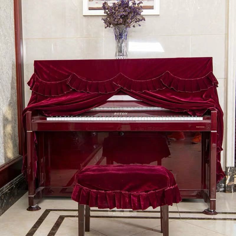 サイズ：天板間口153 ×天板奥行34 ×高さ125 （cm)椅子カバー 約57 × 37（cm)素材：ポリエステルお客様のご覧になっているモニター等により多少色が異なる場合がございます。あらかじめご了承ください。複数ご注文の場合やお急ぎの場合は必ず事前に納期のお質問をお願いいたします。サイズの誤差は多少発生します。ご了承下さい。■商品の返品についてお届け致しました商品に相違がありました際は商品到着より5日以内に御連絡下さい。良品との交換をさせて頂きます。在庫のご用意がその時点で無い場合は返金処理させて頂きます。交換品が無い場合に限り返金対応させて頂きます。交換品を承諾頂けない場合お客様都合による返品となりますので宜しくお願い致します。期間内に御連絡無き場合は対処致しかねますので、宜しくお願い致します。■欠品について基本的に在庫品を取り扱っておりますが、商品の破損、欠品又は同タイミングでの販売がかかってしまう等の理由で、欠品になる場合がございます。注意事項1、こちらの商品は海外製の新品です。撮影時の照明やPC環境によって実際の商品と色が違う場合があります。2、輸入品で日本語の説明がない場合があり、サポーもございませんので商品知識のある方のみ御注文下さい。3、ご注文について領収書発行、代引き引き換え、局留めは受け付けておりません。4、取り扱っている商品は、海外・アジア製品になります。きちんと全ての商品の検品をしておりますが、日本製に比べると作りが甘い場合があります。完璧を求められる方は御注文をお控えください。5、初期不良、輸送中の破損等は返金対応させて頂きます。その際はご到着から2日以内にご連絡をお願い致し6、新品未使用品ですが、外箱に初期からのスレ、剥げ歪みなどあります7、この商品は、購入後発送まで7日程度を要しますので、ご理解の上ご購入頂きますようお願い致します上記理由の返品交換は承ることが出来ませんので予めご了承くださいませ。サイズ：天板間口153 ×天板奥行34 ×高さ125 （cm)椅子カバー 約57 × 37（cm)素材：ポリエステルお客様のご覧になっているモニター等により多少色が異なる場合がございます。あらかじめご了承ください。複数ご注文の場合やお急ぎの場合は必ず事前に納期のお質問をお願いいたします。サイズの誤差は多少発生します。ご了承下さい。■商品の返品についてお届け致しました商品に相違がありました際は商品到着より5日以内に御連絡下さい。良品との交換をさせて頂きます。在庫のご用意がその時点で無い場合は返金処理させて頂きます。交換品が無い場合に限り返金対応させて頂きます。交換品を承諾頂けない場合お客様都合による返品となりますので宜しくお願い致します。期間内に御連絡無き場合は対処致しかねますので、宜しくお願い致します。■欠品について基本的に在庫品を取り扱っておりますが、商品の破損、欠品又は同タイミングでの販売がかかってしまう等の理由で、欠品になる場合がございます。注意事項1、こちらの商品は海外製の新品です。撮影時の照明やPC環境によって実際の商品と色が違う場合があります。2、輸入品で日本語の説明がない場合があり、サポーもございませんので商品知識のある方のみ御注文下さい。3、ご注文について領収書発行、代引き引き換え、局留めは受け付けておりません。4、取り扱っている商品は、海外・アジア製品になります。きちんと全ての商品の検品をしておりますが、日本製に比べると作りが甘い場合があります。完璧を求められる方は御注文をお控えください。5、初期不良、輸送中の破損等は返金対応させて頂きます。その際はご到着から2日以内にご連絡をお願い致し6、新品未使用品ですが、外箱に初期からのスレ、剥げ歪みなどあります7、この商品は、購入後発送まで7日程度を要しますので、ご理解の上ご購入頂きますようお願い致します上記理由の返品交換は承ることが出来ませんので予めご了承くださいませ。