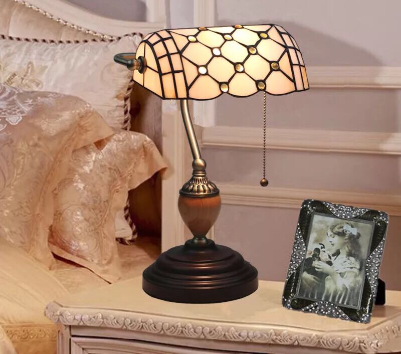 卓上スタンド ．豪華 卓上照明．