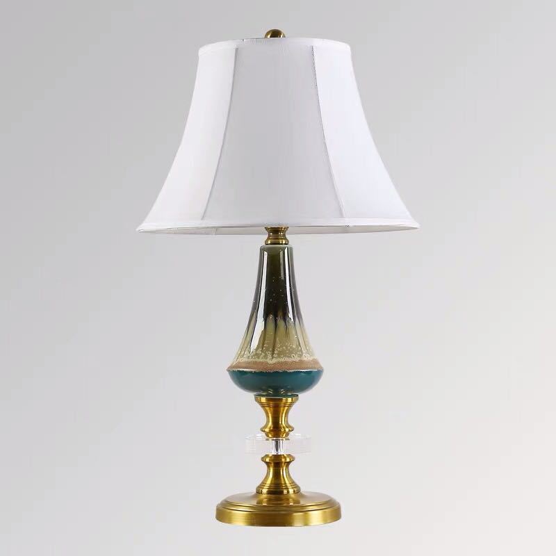 【商品仕様】 ■個口数：1 （?40Wまで対応） ■E26白熱球、電球型蛍光灯、LED電球使用可能 ■使用電球：1個（※電球は付属しておりません） ■商品外寸：幅38 x 高さ66 (cm) ※サイズの誤差は多少発生します。ご了承下さい。 ...