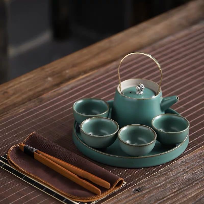 4客茶器揃 湯呑 急須 ポット． 茶器セット ティーセット