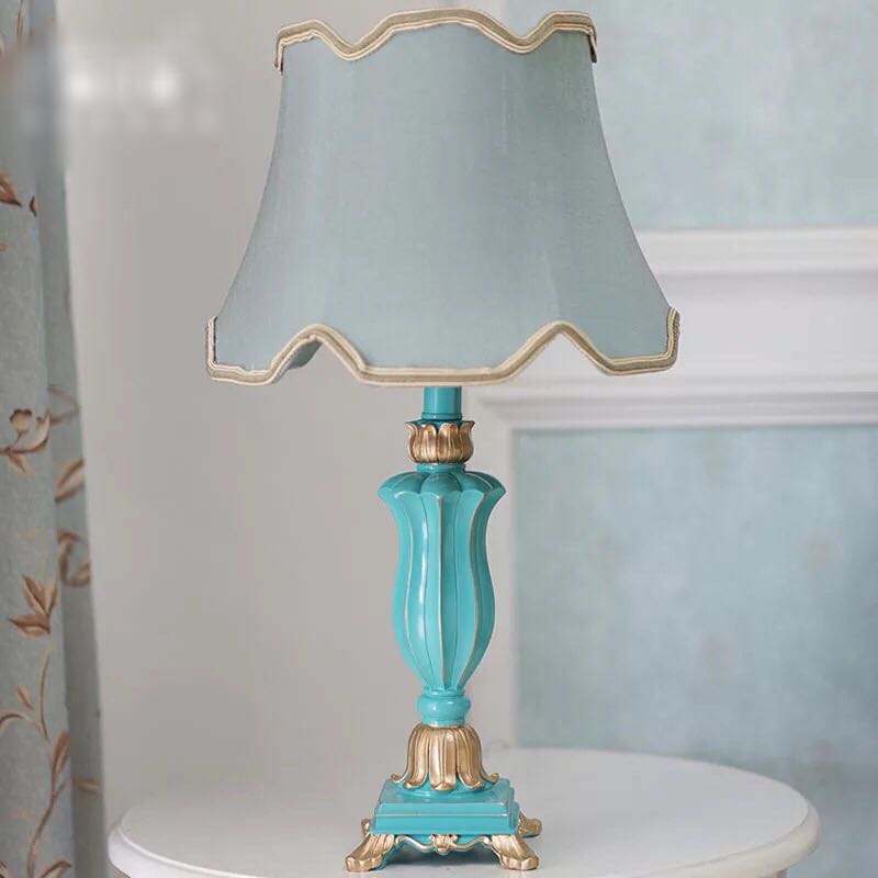 個口数：1 （〜40Wまで対応）E26白熱球、電球型蛍光灯、LED電球使用可能使用電球：1個（※電球は付属しておりません）商品外寸：幅約30×高さ約54(cm)※サイズの誤差は多少発生します。ご了承下さい。注意事項1、ご利用のPC環境により...