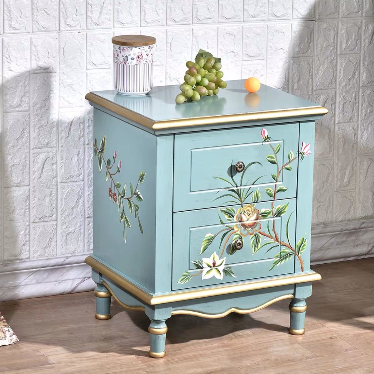 ベッドサイドテーブル 置台 ．高級サイドテーブル ナイトテーブル 高級感 アンティーク風 ソファーテーブル