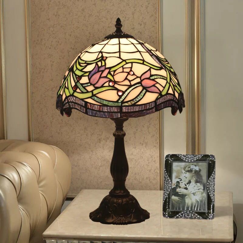 ステンドグラスランプ 卓上スタンド 豪華テーブルランプ 卓上照明