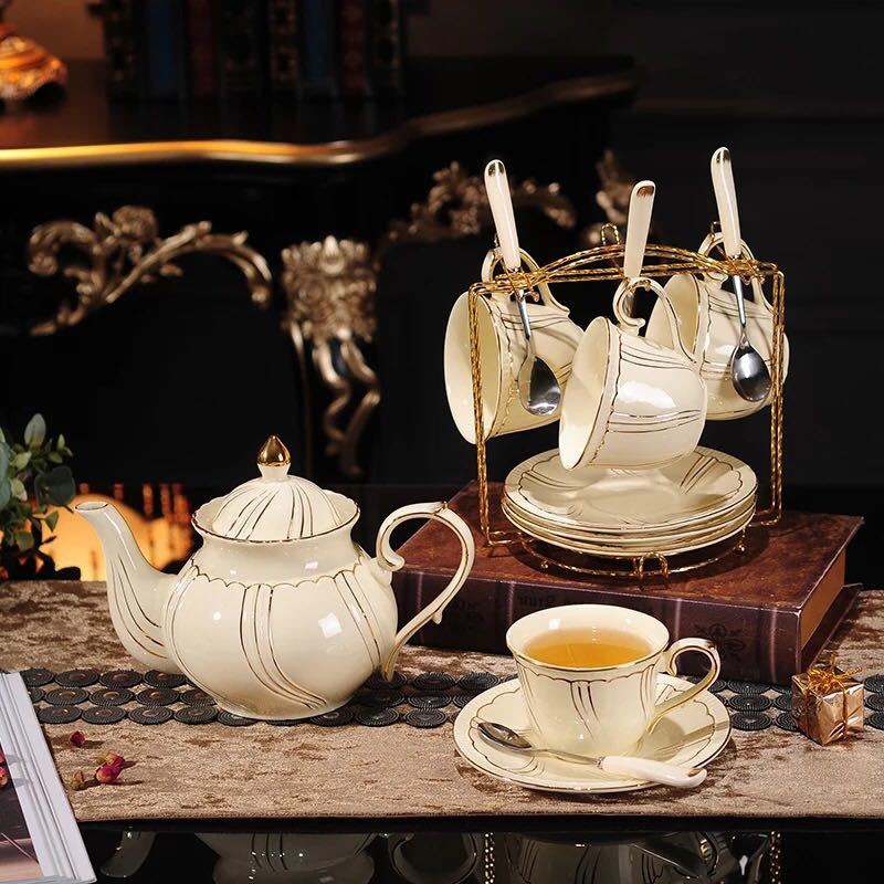 ティー・コーヒーカップセット カップ＆ソーサー4客セット 陶磁器ティーセット(3.0)