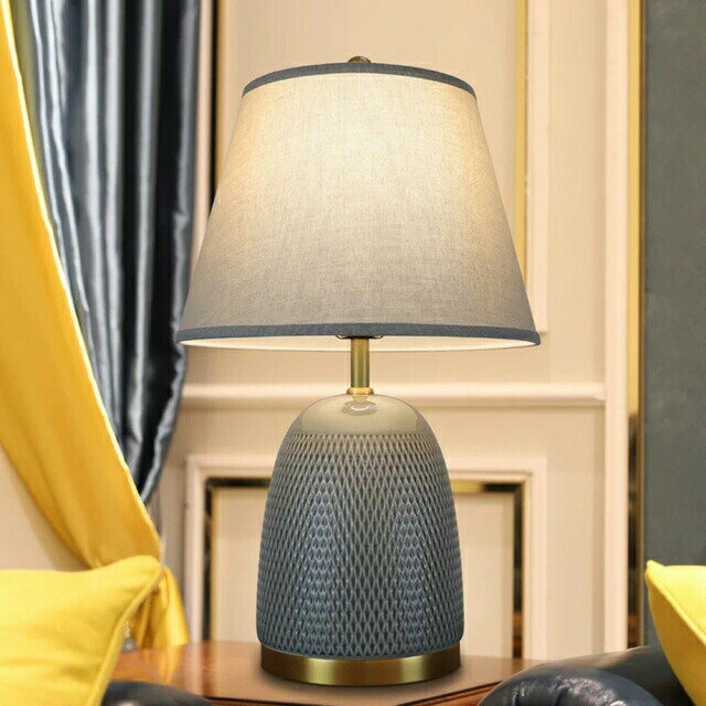 商品説明【商品仕様】個口数：1?（〜40Wまで対応）E26白熱球、電球型蛍光灯、LED電球使用可能使用電球：1個（※電球は付属しておりません）商品外寸：幅36?x?高さ58（cm)お客様のご覧になっているモニター等により多少色が異なる場合が...