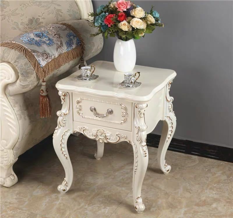 商品サイズ：幅50 x 奥行50 x 高さ63（cm）材質：ウレタン塗、安全樹脂、木、中質繊維板、ラッカー塗装お客様のご覧になっているモニター等により多少色が異なる場合がございます。あらかじめご了承ください。複数ご注文の場合やお急ぎの場合は...