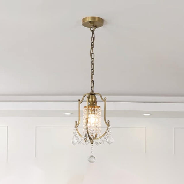 商品説明サイズ：幅約20 cm X 高さ36cmワット数 ：　電球40W×1個（E26）素材：ガラス、樹脂、合金、鉄取付工事は電気工事士にご相談してください。購入後のキャンセルは、ご遠慮ください。検品のため開封してある場合があります。複数ご...