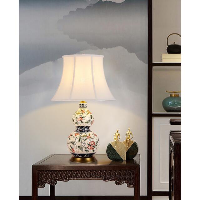 商品説明【商品仕様】個口数：1?（〜40Wまで対応）E26白熱球、電球型蛍光灯、LED電球使用可能使用電球：1個（※電球は付属しておりません）商品外寸：幅約36?x?高さ約65?(cm)お客様のご覧になっているモニター等により多少色が異なる場合がございます。あらかじめご了承ください。複数ご注文の場合やお急ぎの場合は必ず事前に納期のお質問をお願いいたします。サイズの誤差は多少発生します。ご了承下さい。注意事項1丶ご利用のPC環境により、実際の商品と色が異なる場合がございます。予めご了承ください。2丶新品未使用品ですが、外箱に初期からのスレ、剥げ歪みなどあります。商品が輸送中に破損しないよう、木箱で商品を詰めてしまう場合がございますので、ご了承ください。3丶ご注文完了後、お客様都合による交換キャンセル及び不良品以外のご返品ご交換はお受け致しておりません。4丶梱包材のみの損傷や、お客様のイメージ違いによる性能、色、形、サイズの違い、ご注文間違い等による返品もお受けできません。配送なので軽微な傷などがつく場合がありますので、?品質に極めて追求する方のご購入はご遠慮ください。6丶品質に極端なこだわりをお持ちの方、極端に品質に極めて追求する方はご購入ご遠慮ください，返品は対応していません7丶きちんと検品しておりますが、日本製に比べ作りが甘い場合がございます。傷がある場合がございます。完璧を求める方は入札をお控えください。8丶あくまで画像はイメージですので、商品改良の為パッケージや一部仕様が少し変更になる場合もございます。上記理由の返品交換は承ることが出来ませんので予めご了承くださいませ。商品説明【商品仕様】個口数：1?（〜40Wまで対応）E26白熱球、電球型蛍光灯、LED電球使用可能使用電球：1個（※電球は付属しておりません）商品外寸：幅約36?x?高さ約65?(cm)お客様のご覧になっているモニター等により多少色が異なる場合がございます。あらかじめご了承ください。複数ご注文の場合やお急ぎの場合は必ず事前に納期のお質問をお願いいたします。サイズの誤差は多少発生します。ご了承下さい。注意事項1丶ご利用のPC環境により、実際の商品と色が異なる場合がございます。予めご了承ください。2丶新品未使用品ですが、外箱に初期からのスレ、剥げ歪みなどあります。商品が輸送中に破損しないよう、木箱で商品を詰めてしまう場合がございますので、ご了承ください。3丶ご注文完了後、お客様都合による交換キャンセル及び不良品以外のご返品ご交換はお受け致しておりません。4丶梱包材のみの損傷や、お客様のイメージ違いによる性能、色、形、サイズの違い、ご注文間違い等による返品もお受けできません。配送なので軽微な傷などがつく場合がありますので、?品質に極めて追求する方のご購入はご遠慮ください。6丶品質に極端なこだわりをお持ちの方、極端に品質に極めて追求する方はご購入ご遠慮ください，返品は対応していません7丶きちんと検品しておりますが、日本製に比べ作りが甘い場合がございます。傷がある場合がございます。完璧を求める方は入札をお控えください。8丶あくまで画像はイメージですので、商品改良の為パッケージや一部仕様が少し変更になる場合もございます。上記理由の返品交換は承ることが出来ませんので予めご了承くださいませ。