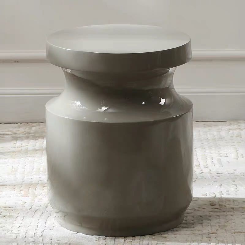 【商品仕様】本体外寸寸法：幅35 奥行35 x 高さ46 cm商品状態：新品カラー：写真通り材質：中質繊維板、ラッカー塗装 、繊維強化プラスチック☆☆★★★★★★★★★★★★★☆☆◆お客様のご覧になっているモニター等により多少色が異なる場合がございます。あらかじめご了承ください。◆複数ご注文の場合やお急ぎの場合は必ず事前に納期のお質問をお願いいたします。◆サイズの誤差は多少発生します。ご了承下さい。◆当店は販売のみとなっておりますので、商品の使用方法等についてのお問い合わせにはお答え出来ません。☆☆★★★★★★★★★★★★★☆☆注意事項1、こちらの商品は海外製の新品です。撮影時の照明やPC環境によって実際の商品と色が違う場合があります。2、輸入品で日本語の説明がない場合があり、サポートもございませんので商品知識のある方のみ御注文下さい。3、製品のデザイン・仕様は改良の為、予告なく変更する場合がございます。4、ご注文について代引き引き換え、局留めは受け付けておりません。5、取り扱っている商品は、海外・アジア製品になります。きちんと全ての商品の検品をしておりますが、日本製に比べると作りが甘い場合があります。完璧を求められる方は御注文をお控えください。6、初期不良、輸送中の破損等は返金対応させて頂きます。その際はご到着から2日以内にご連絡をお願い致し7、新品未使用品ですが、外箱に初期からのスレ、剥げ歪みなどあります8、上記理由の返品交換は承ることが出来ませんので予めご了承くださいませ。【商品仕様】本体外寸寸法：幅35 奥行35 x 高さ46 cm商品状態：新品カラー：写真通り材質：中質繊維板、ラッカー塗装 、繊維強化プラスチック☆☆★★★★★★★★★★★★★☆☆◆お客様のご覧になっているモニター等により多少色が異なる場合がございます。あらかじめご了承ください。◆複数ご注文の場合やお急ぎの場合は必ず事前に納期のお質問をお願いいたします。◆サイズの誤差は多少発生します。ご了承下さい。◆当店は販売のみとなっておりますので、商品の使用方法等についてのお問い合わせにはお答え出来ません。☆☆★★★★★★★★★★★★★☆☆注意事項1、こちらの商品は海外製の新品です。撮影時の照明やPC環境によって実際の商品と色が違う場合があります。2、輸入品で日本語の説明がない場合があり、サポートもございませんので商品知識のある方のみ御注文下さい。3、製品のデザイン・仕様は改良の為、予告なく変更する場合がございます。4、ご注文について代引き引き換え、局留めは受け付けておりません。5、取り扱っている商品は、海外・アジア製品になります。きちんと全ての商品の検品をしておりますが、日本製に比べると作りが甘い場合があります。完璧を求められる方は御注文をお控えください。6、初期不良、輸送中の破損等は返金対応させて頂きます。その際はご到着から2日以内にご連絡をお願い致し7、新品未使用品ですが、外箱に初期からのスレ、剥げ歪みなどあります8、上記理由の返品交換は承ることが出来ませんので予めご了承くださいませ。
