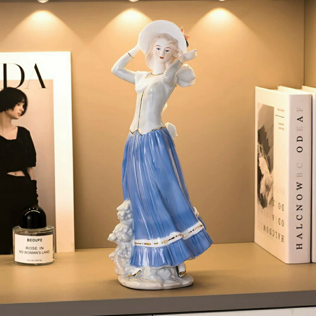 陶器 置物 西洋調陶器 北欧風磁器 陶器製人形 磁器製品 ．手作り．部屋飾り