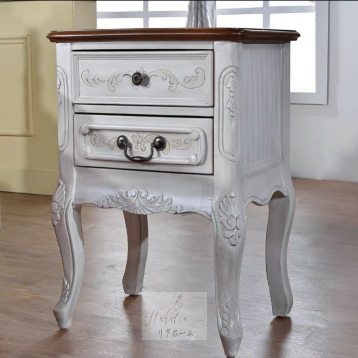 ベッドサイドテーブル 置台 サイドテーブル ナイトテーブル 高級感 アンティーク風 ．ソファーテーブル