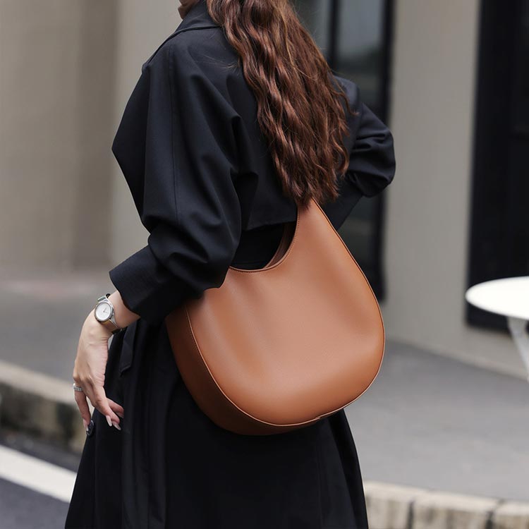 【送料無料】革 2way 通勤 斜め掛け