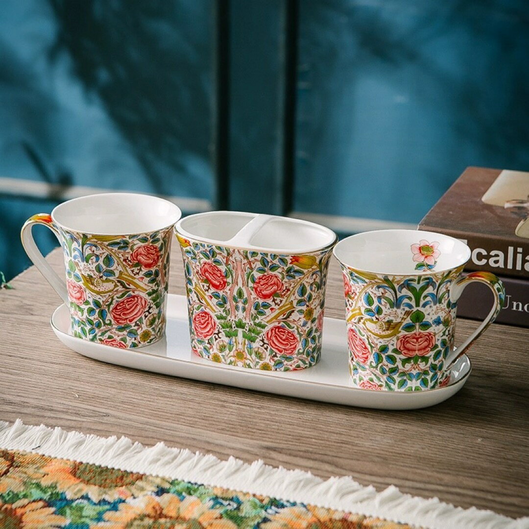 樂天商城 - 洗面用品 サニタリー4点セットディスペンサー 歯ブラシスタンド 洗面所 花柄