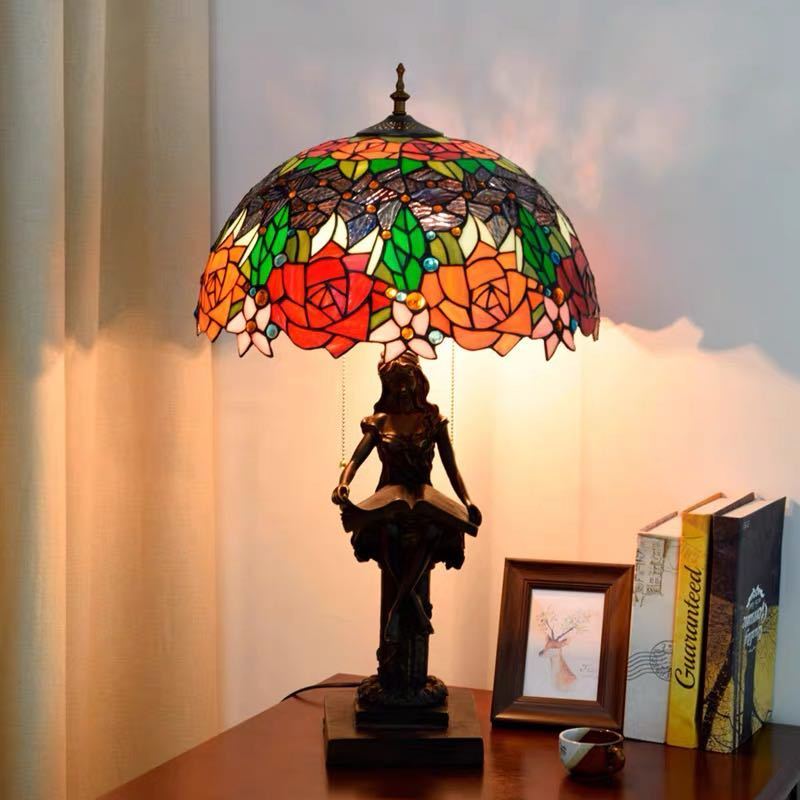 ステンドグラスランプ 卓上スタンド 豪華テーブルランプ 卓上照明 ガラス工芸スタンド