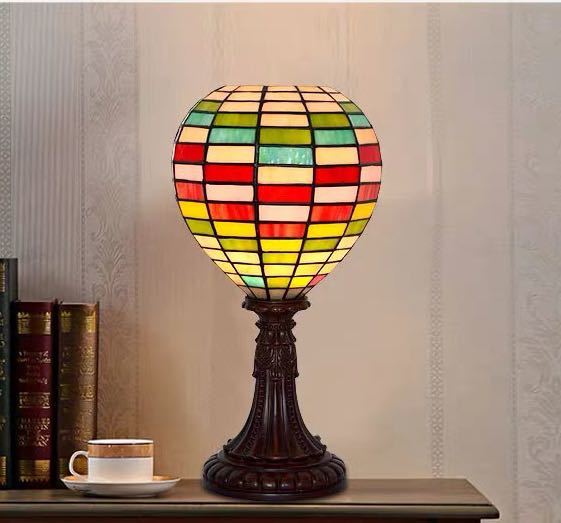 ステンドグラスランプ 卓上スタンド ．豪華テーブルランプ 卓上照明 ガラス工芸スタンド 高さ42cm