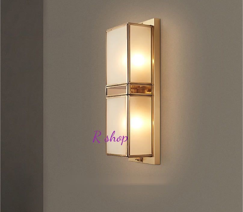 ・口金：E14・使用電球：60Wまで・サイズ：(約）奥行き15 ×高さ44 (cm ）※電球は付属しておりません。☆☆★★★★★★★★★★★★★☆☆◆取付工事は電気工事士にご相談してください。◆お客様のご覧になっているモニター等により多少色が異なる場合がございます。あらかじめご了承ください。◆複数ご注文の場合やお急ぎの場合は必ず事前に納期のお質問をお願いいたします。◆サイズの誤差は多少発生します。ご了承下さい。☆☆★★★★★★★★★★★★★☆☆注意事項1、こちらの商品は海外製の新品です。撮影時の照明やPC環境によって実際の商品と色が違う場合があります。2、輸入品で日本語の説明がない場合があり、サポートもございませんので商品知識のある方のみ御注文下さい。4、ご注文について領収書発行、代引き引き換え、局留めは受け付けておりません。5、取り扱っている商品は、海外・アジア製品になります。きちんと全ての商品の検品をしておりますが、日本製に比べると作りが甘い場合があります。完璧を求められる方は御注文をお控えください。6、初期不良、輸送中の破損等は返金対応させて頂きます。その際はご到着から2日以内にご連絡をお願い致し7、新品未使用品ですが、外箱に初期からのスレ、剥げ歪みなどあります8、この商品は、購入後発送まで8日程度を要しますので、ご理解の上ご購入頂きますようお願い致します上記理由の返品交換は承ることが出来ませんので予めご了承くださいませ。・口金：E14・使用電球：60Wまで・サイズ：(約）奥行き15 ×高さ44 (cm ）※電球は付属しておりません。☆☆★★★★★★★★★★★★★☆☆◆取付工事は電気工事士にご相談してください。◆お客様のご覧になっているモニター等により多少色が異なる場合がございます。あらかじめご了承ください。◆複数ご注文の場合やお急ぎの場合は必ず事前に納期のお質問をお願いいたします。◆サイズの誤差は多少発生します。ご了承下さい。☆☆★★★★★★★★★★★★★☆☆注意事項1、こちらの商品は海外製の新品です。撮影時の照明やPC環境によって実際の商品と色が違う場合があります。2、輸入品で日本語の説明がない場合があり、サポートもございませんので商品知識のある方のみ御注文下さい。4、ご注文について領収書発行、代引き引き換え、局留めは受け付けておりません。5、取り扱っている商品は、海外・アジア製品になります。きちんと全ての商品の検品をしておりますが、日本製に比べると作りが甘い場合があります。完璧を求められる方は御注文をお控えください。6、初期不良、輸送中の破損等は返金対応させて頂きます。その際はご到着から2日以内にご連絡をお願い致し7、新品未使用品ですが、外箱に初期からのスレ、剥げ歪みなどあります8、この商品は、購入後発送まで8日程度を要しますので、ご理解の上ご購入頂きますようお願い致します上記理由の返品交換は承ることが出来ませんので予めご了承くださいませ。