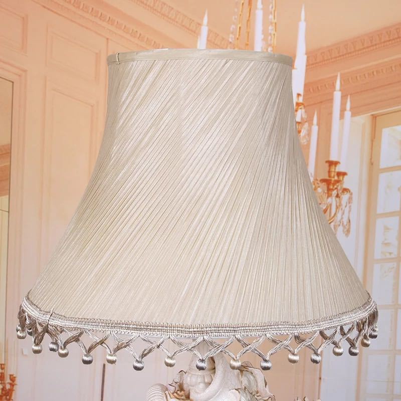 照明スタンドライト テーブルランプ デスクライト ．高級卓上ステンド