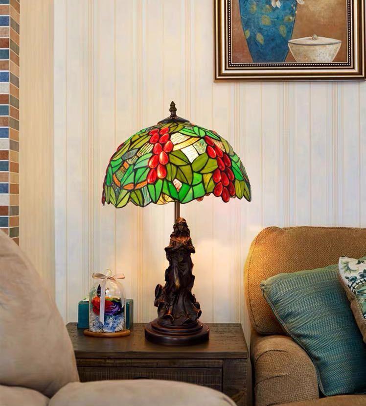 ステンドグラスランプ 卓上スタンド 豪華テーブルランプ 卓上照明 ガラス工芸スタンド