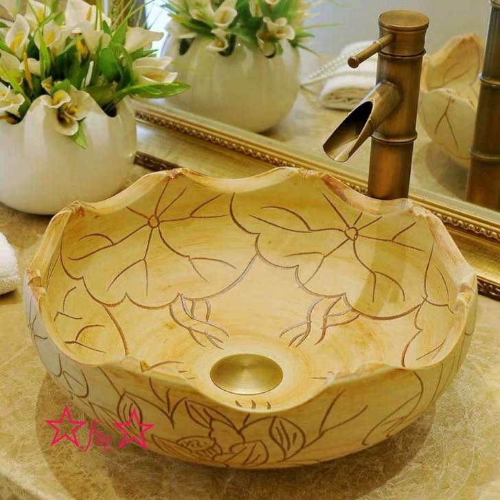 外寸サイズ（cm）：幅：39奥行き：39高さ：14素材：陶磁器取付について：取付工事はお近くの工務店様にご相談してください＜ 重量物なので同梱はできません ＞☆☆★★★★★★★★★★★★★☆☆◆お客様のご覧になっているモニター等により多少色が異なる場合がございます。あらかじめご了承ください。◆複数ご注文の場合やお急ぎの場合は必ず事前に納期のお質問をお願いいたします。◆サイズの誤差は多少発生します。ご了承下さい。☆☆★★★★★★★★★★★★★☆☆注意事項1、こちらの商品は海外製の新品です。撮影時の照明やPC環境によって実際の商品と色が違う場合があります。2、輸入品で日本語の説明がない場合があり、サポートもございませんので商品知識のある方のみ御注文下さい。4、ご注文について代引き引き換え、局留めは受け付けておりません。5、取り扱っている商品は、海外・アジア製品になります。きちんと全ての商品の検品をしておりますが、日本製に比べると作りが甘い場合があります。完璧を求められる方は御注文をお控えください。6、初期不良、輸送中の破損等は返金対応させて頂きます。その際はご到着から2日以内にご連絡をお願い致し7、新品未使用品ですが、外箱に初期からのスレ、剥げ歪みなどあります8、この商品は、購入後発送まで8日程度を要しますので、ご理解の上ご購入頂きますようお願い致します上記理由の返品交換は承ることが出来ませんので予めご了承くださいませ。外寸サイズ（cm）：幅：39奥行き：39高さ：14素材：陶磁器取付について：取付工事はお近くの工務店様にご相談してください＜ 重量物なので同梱はできません ＞☆☆★★★★★★★★★★★★★☆☆◆お客様のご覧になっているモニター等により多少色が異なる場合がございます。あらかじめご了承ください。◆複数ご注文の場合やお急ぎの場合は必ず事前に納期のお質問をお願いいたします。◆サイズの誤差は多少発生します。ご了承下さい。☆☆★★★★★★★★★★★★★☆☆注意事項1、こちらの商品は海外製の新品です。撮影時の照明やPC環境によって実際の商品と色が違う場合があります。2、輸入品で日本語の説明がない場合があり、サポートもございませんので商品知識のある方のみ御注文下さい。4、ご注文について代引き引き換え、局留めは受け付けておりません。5、取り扱っている商品は、海外・アジア製品になります。きちんと全ての商品の検品をしておりますが、日本製に比べると作りが甘い場合があります。完璧を求められる方は御注文をお控えください。6、初期不良、輸送中の破損等は返金対応させて頂きます。その際はご到着から2日以内にご連絡をお願い致し7、新品未使用品ですが、外箱に初期からのスレ、剥げ歪みなどあります8、この商品は、購入後発送まで8日程度を要しますので、ご理解の上ご購入頂きますようお願い致します上記理由の返品交換は承ることが出来ませんので予めご了承くださいませ。