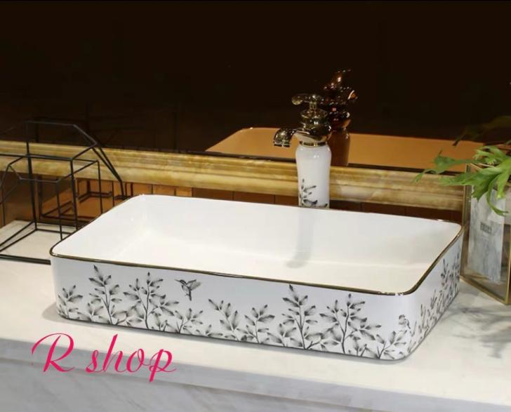 状態新品未使用サイズ（cm）：幅：62奥行き：35高さ：11素材：陶磁器取付について：取付工事はお近くの工務店様にご相談してください＜ 重量物なので同梱はできません ＞☆☆★★★★★★★★★★★★★☆☆◆お客様のご覧になっているモニター等により多少色が異なる場合がございます。あらかじめご了承ください。◆複数ご注文の場合やお急ぎの場合は必ず事前に納期のお質問をお願いいたします。◆サイズの誤差は多少発生します。ご了承下さい。☆☆★★★★★★★★★★★★★☆☆注意事項1、こちらの商品は海外製の新品です。撮影時の照明やPC環境によって実際の商品と色が違う場合があります。2、輸入品で日本語の説明がない場合があり、サポートもございませんので商品知識のある方のみ御注文下さい。4、ご注文について代引き引き換え、局留めは受け付けておりません。5、取り扱っている商品は、海外・アジア製品になります。きちんと全ての商品の検品をしておりますが、日本製に比べると作りが甘い場合があります。完璧を求められる方は御注文をお控えください。6、初期不良、輸送中の破損等は返金対応させて頂きます。その際はご到着から2日以内にご連絡をお願い致し7、新品未使用品ですが、外箱に初期からのスレ、剥げ歪みなどあります8、この商品は、購入後発送まで8日程度を要しますので、ご理解の上ご購入頂きますようお願い致します上記理由の返品交換は承ることが出来ませんので予めご了承くださいませ。状態新品未使用サイズ（cm）：幅：62奥行き：35高さ：11素材：陶磁器取付について：取付工事はお近くの工務店様にご相談してください＜ 重量物なので同梱はできません ＞☆☆★★★★★★★★★★★★★☆☆◆お客様のご覧になっているモニター等により多少色が異なる場合がございます。あらかじめご了承ください。◆複数ご注文の場合やお急ぎの場合は必ず事前に納期のお質問をお願いいたします。◆サイズの誤差は多少発生します。ご了承下さい。☆☆★★★★★★★★★★★★★☆☆注意事項1、こちらの商品は海外製の新品です。撮影時の照明やPC環境によって実際の商品と色が違う場合があります。2、輸入品で日本語の説明がない場合があり、サポートもございませんので商品知識のある方のみ御注文下さい。4、ご注文について代引き引き換え、局留めは受け付けておりません。5、取り扱っている商品は、海外・アジア製品になります。きちんと全ての商品の検品をしておりますが、日本製に比べると作りが甘い場合があります。完璧を求められる方は御注文をお控えください。6、初期不良、輸送中の破損等は返金対応させて頂きます。その際はご到着から2日以内にご連絡をお願い致し7、新品未使用品ですが、外箱に初期からのスレ、剥げ歪みなどあります8、この商品は、購入後発送まで8日程度を要しますので、ご理解の上ご購入頂きますようお願い致します上記理由の返品交換は承ることが出来ませんので予めご了承くださいませ。