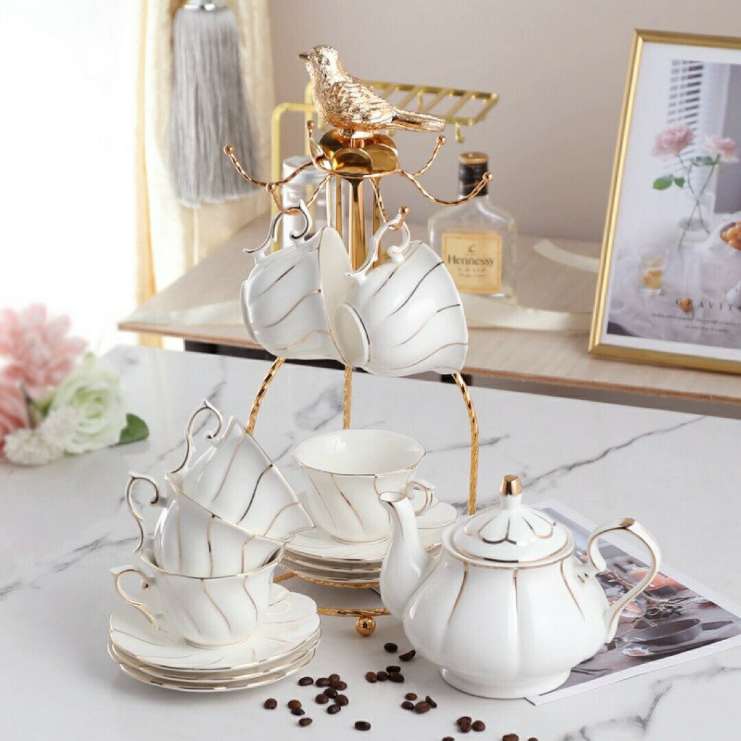 西洋調ティーカップ セット 陶器 高級感 カップ＆ソーサー 6客コーヒーカップ