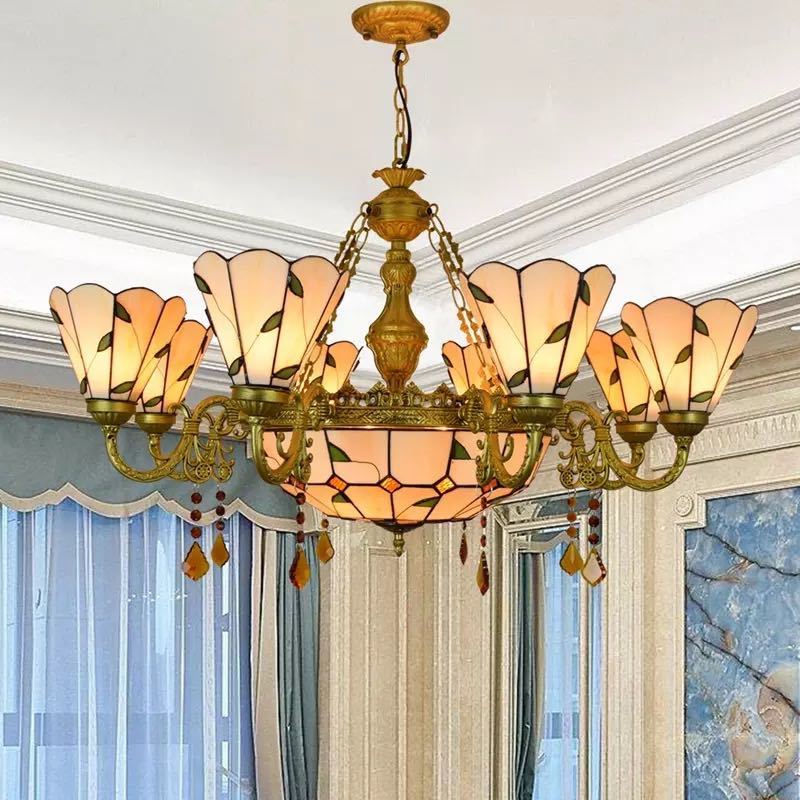 ステンドグラス．ペンダントライト豪華天井照明ステンドグラスランプ ．ガラス工芸品 電源直結タイプ