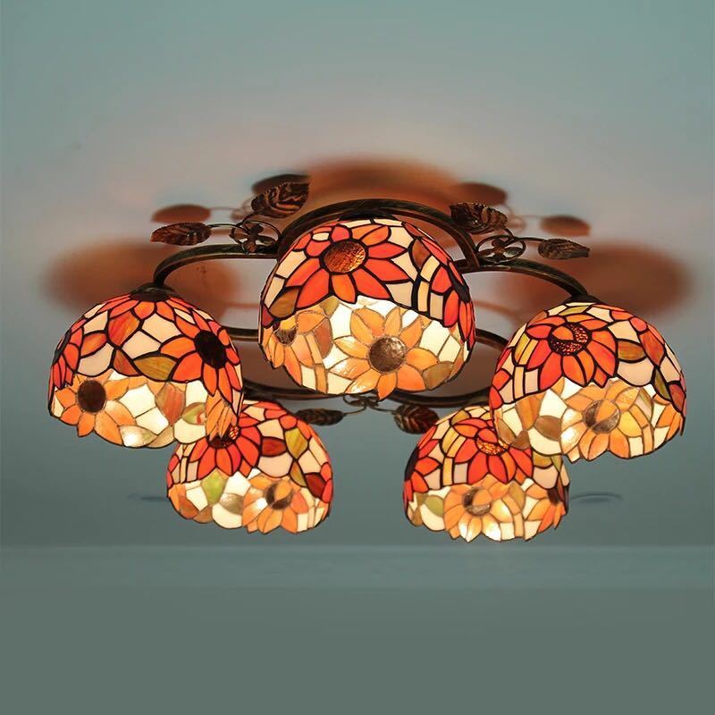 ステンドグラス．ペンダントライト豪華天井照明ステンドグラスランプ ガラス工芸品 電源直結タイプ