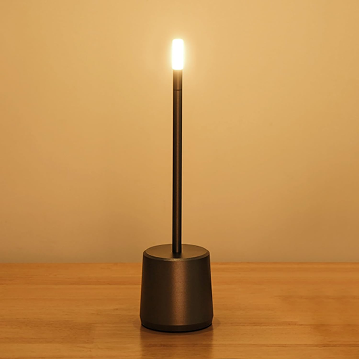 間接照明 おしゃれ テーブルランプ led卓上ライト 充電式 2400mAh 充電式 電球色 無段階調光 スタンド デスクライト コードレス ナイトライト 授乳ライト ベッドサイド/テーブル/ダイニングテーブル/デスク リビング/洋室旅館/寝室に適用/プレゼント