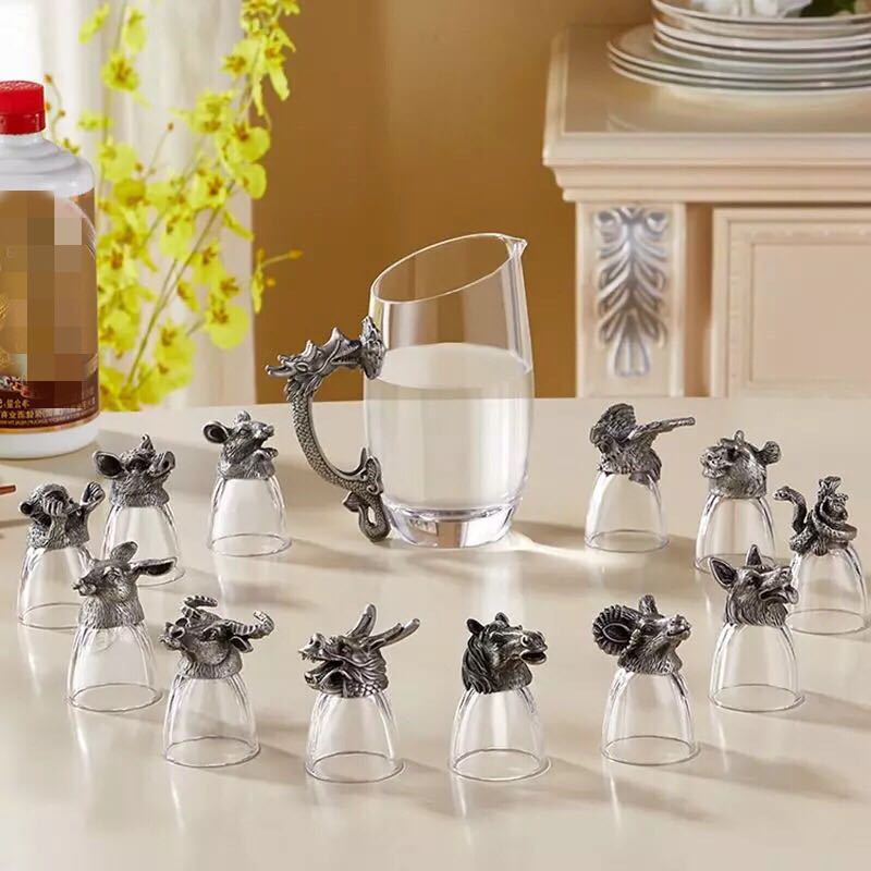 日本酒のグラス 冷酒器 冷酒グラス グラスセット ショットグラス 焼酎グラスセット ．十二生肖型グラス．