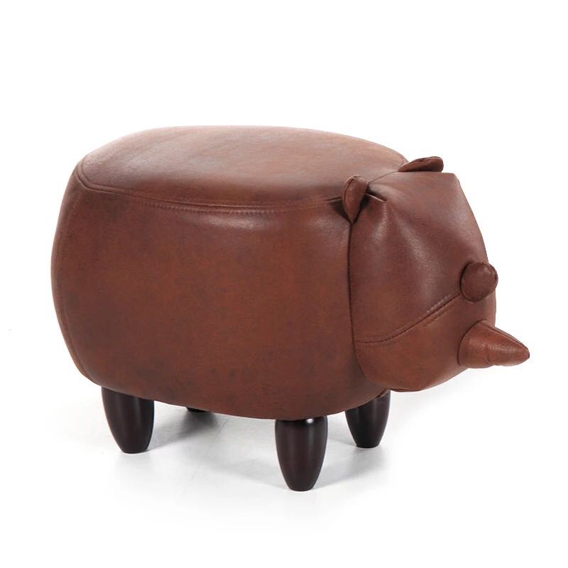 脚には床を傷つけないように保護フェルトを施しているので、どこでも気軽に使えます。サイズ：63x36x33cm※ 手作りにつき多少の個体差が発生することがあります。◆色：写真1◆素材: PU皮革、木◆備考：脚部のみ取り付け注意事項1、ご利用の...