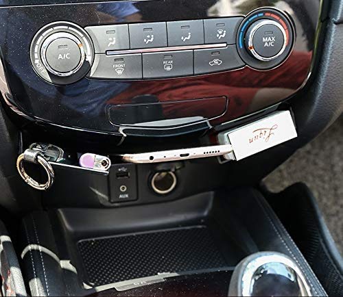 • 商品内容：コンソール収納ボックス×1 • 材質：ABS • カラー：カーボン調ブラック • 対応車：日産 新型 エクストレイル T32 （14年～新型） • キーケース、ライター、スマホ、カードなどを入れるのに適切。 5つの仕切り板で様々なものを適切な箇所に収納可能。